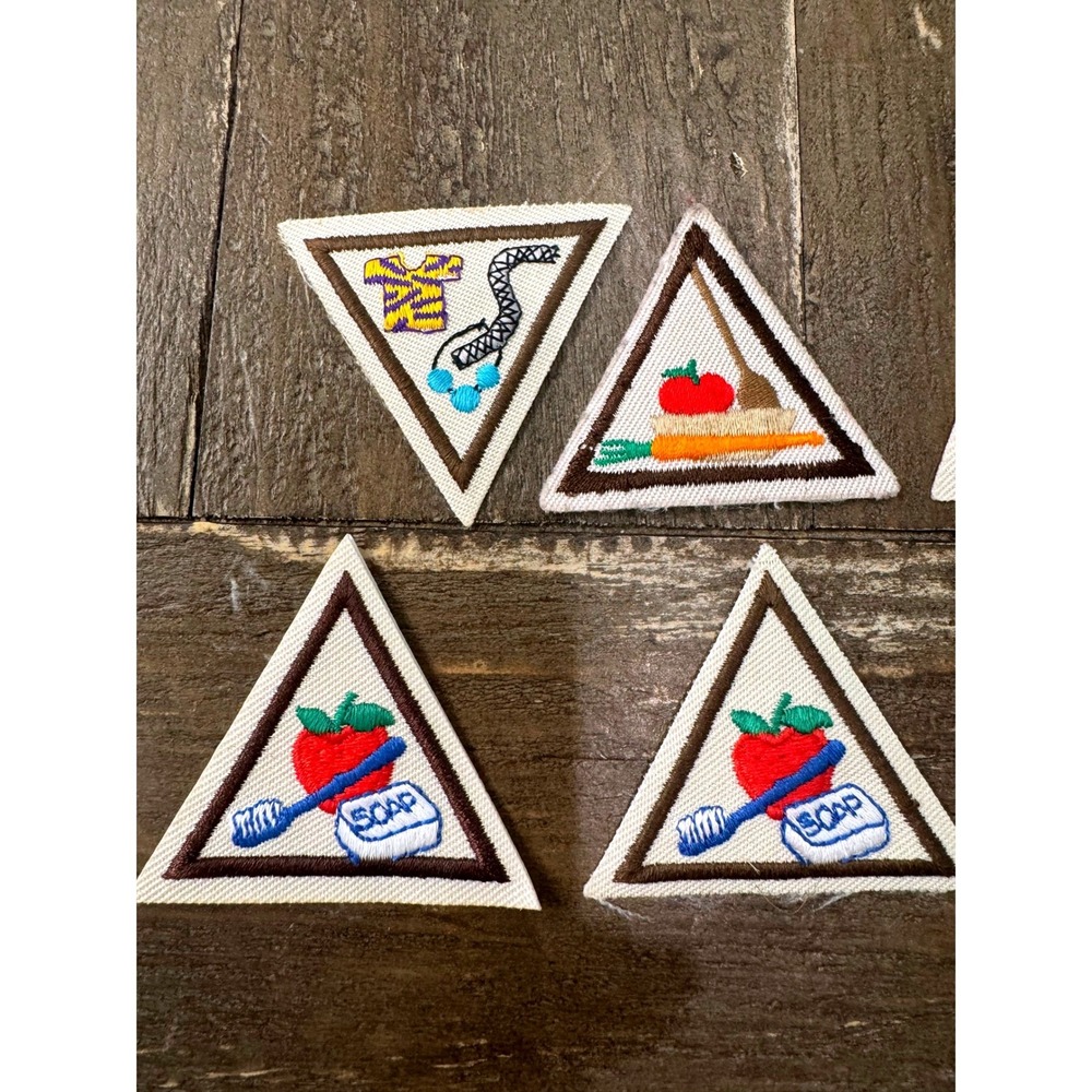 Vintage Girl Scout Brown Border Triangle Badges Health Homemaking Lot of 6 - Picture 2 of 4